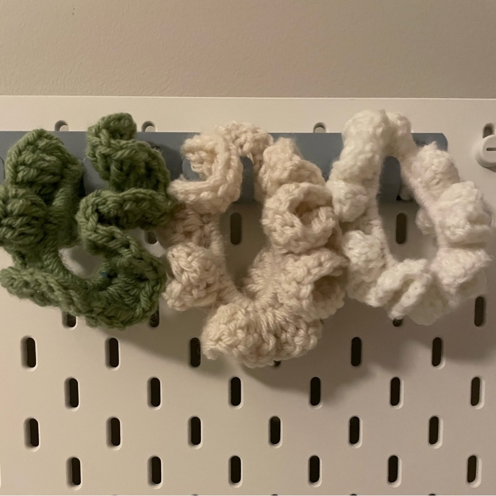 3 set, handmade crochet scrunchies, white, cream, green.